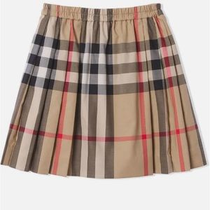 NWT Burberry skirt